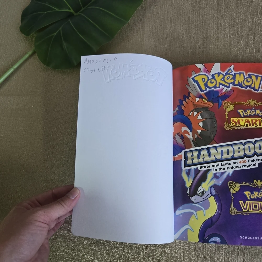 POKÉMON | Scarlet & Violet Handook Stats & Facts