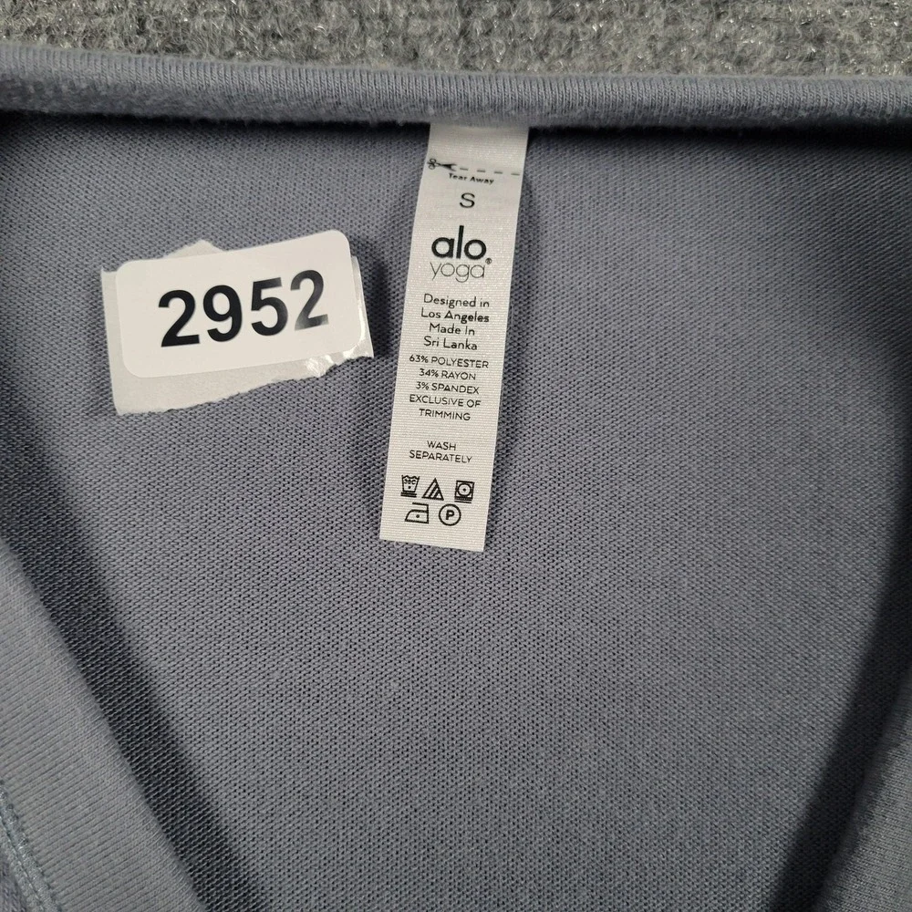 Alo Yoga Cropped‎ Henley Cardigan Womens Small Gray Long Sleeve Pullover Cropped