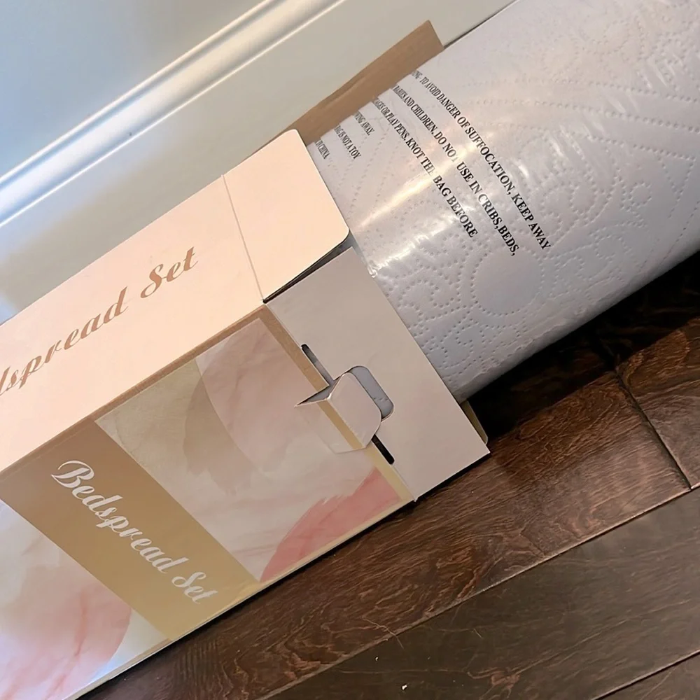 Queen gray bedspread NIB