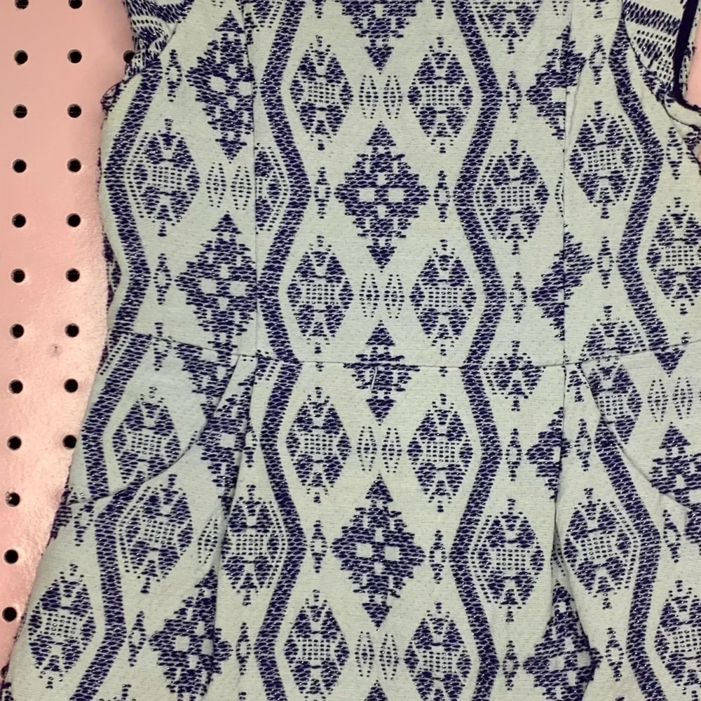 OshKosh B’gosh Brocade Navy and White Dress. Great Condition. Size 3t