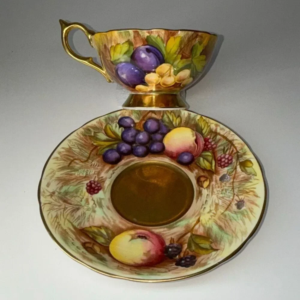 Vtg Aynsley Orchard Fruit Gold Tea Cup Saucer English Bone China England scallop
