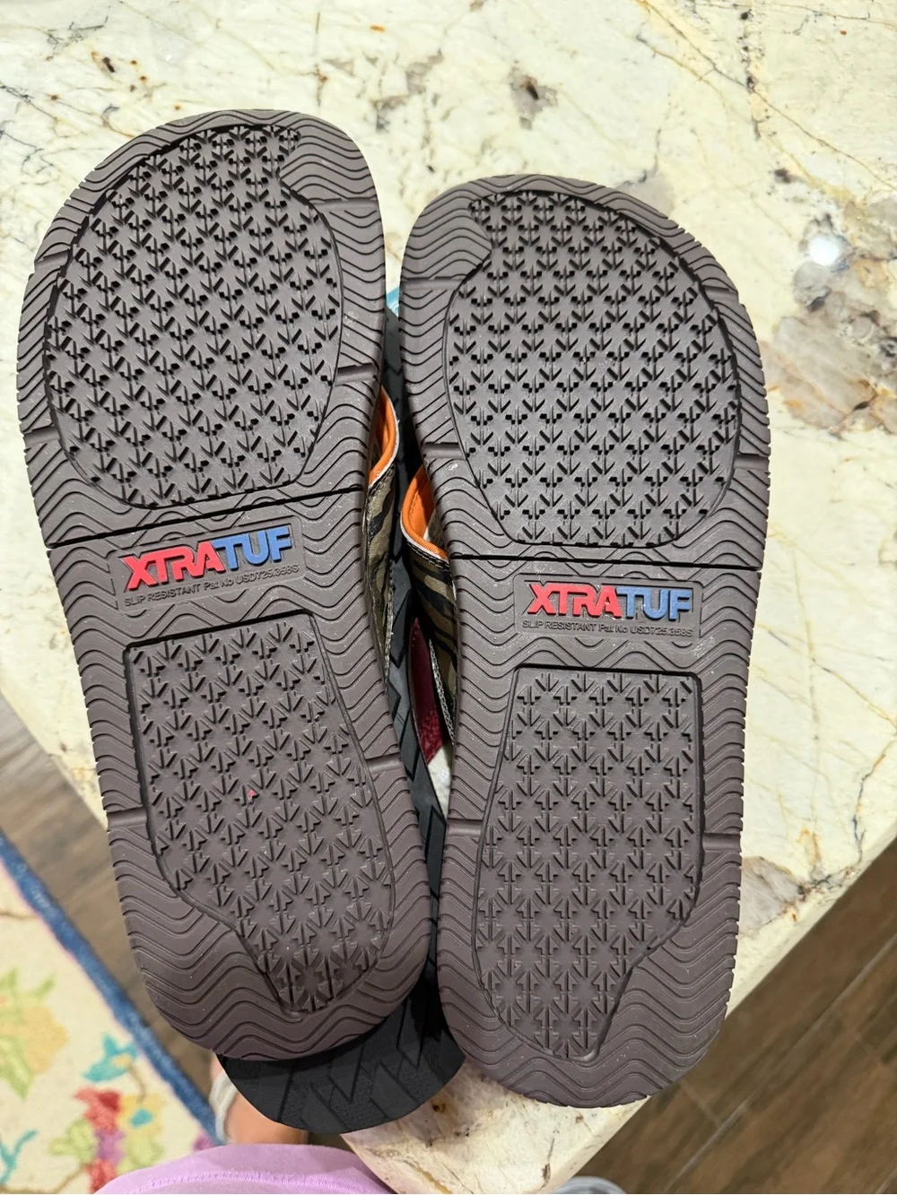 Xtratuf Mossy Oak Flip Flops size 13