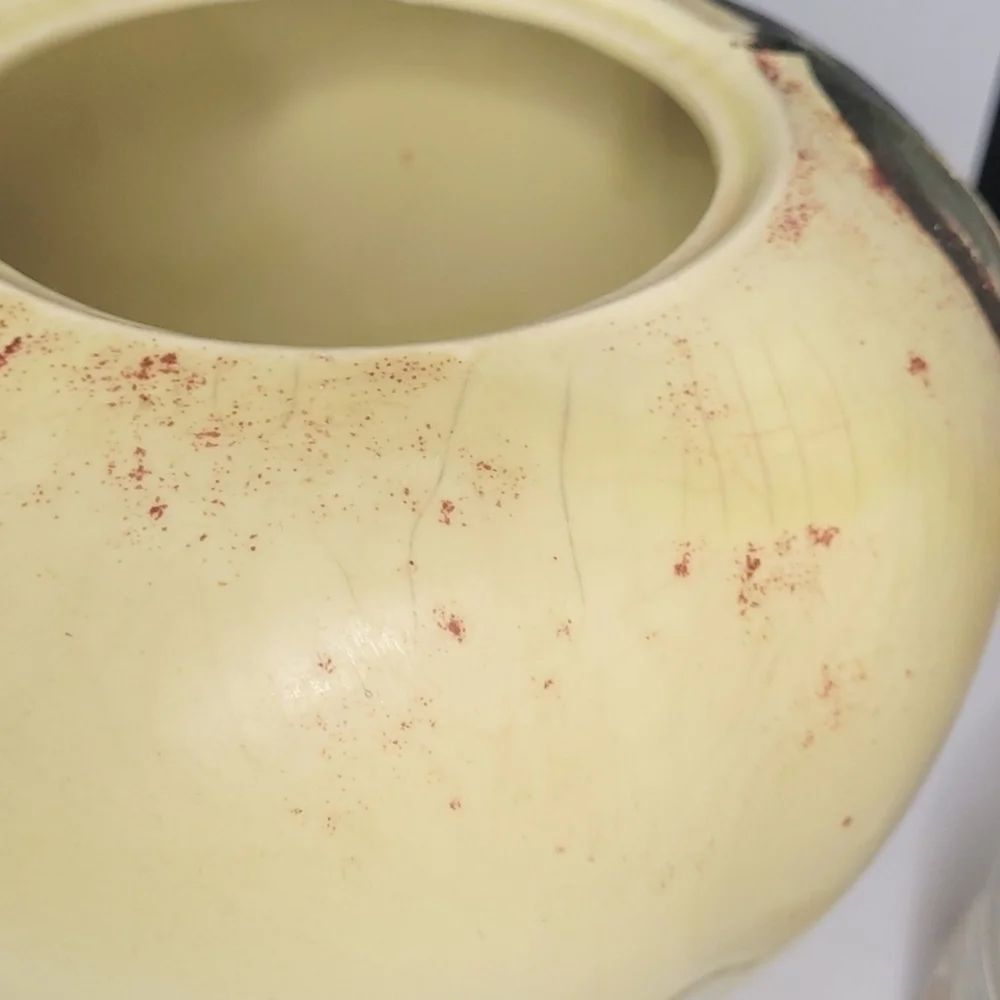1940's Hull Pottery Blushing apple shaped cookie jar/ canister