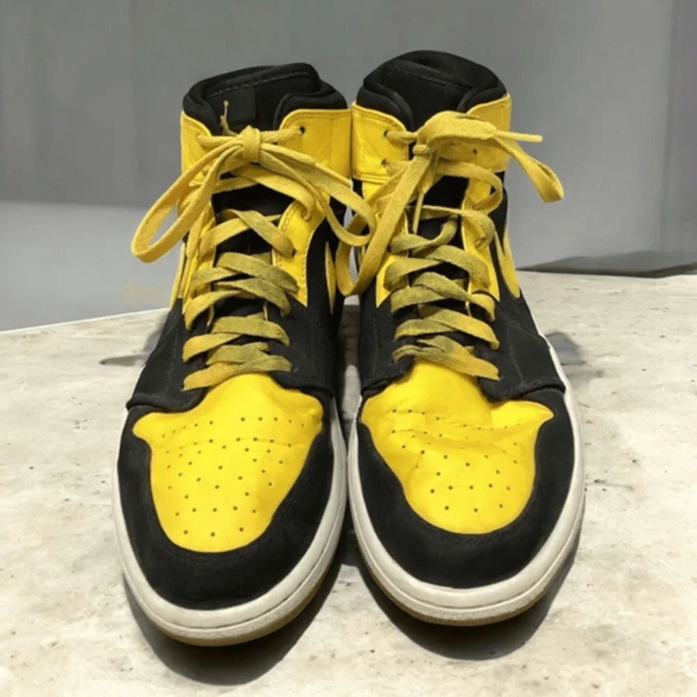 Jordan 1 Retro Mid New Love 2017 Black Yellow Sz. 12 with original box