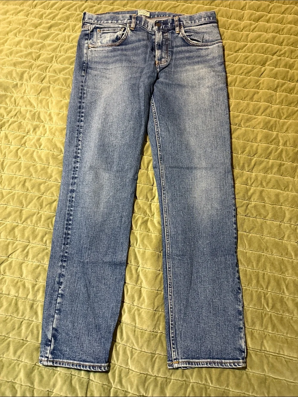 Faherty 34x32 Blue Straight-Leg Men’s Jeans with Tan Leather Patch