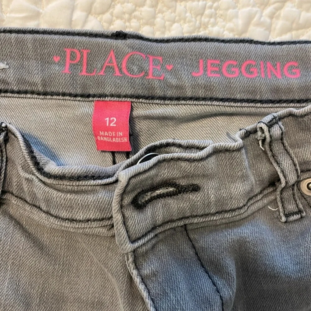 The children’s Place size 12 gray jagging‎ jeans