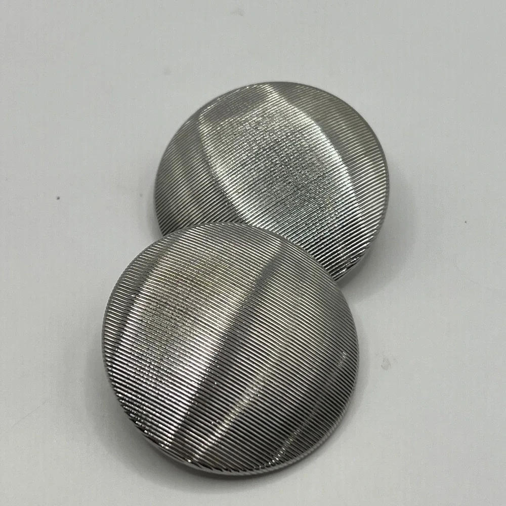 Vintage Lisner Earrings Clip‎ On Brushed Silver Button