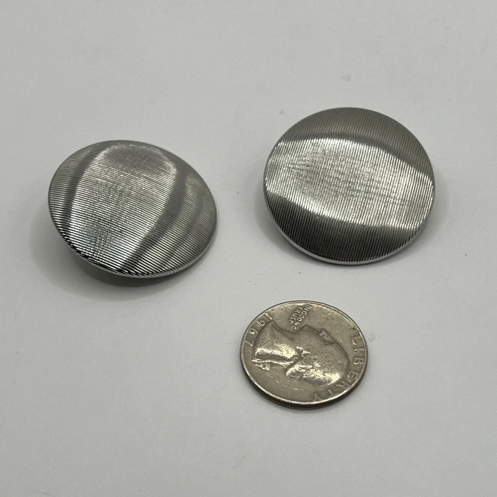 Vintage Lisner Earrings Clip‎ On Brushed Silver Button