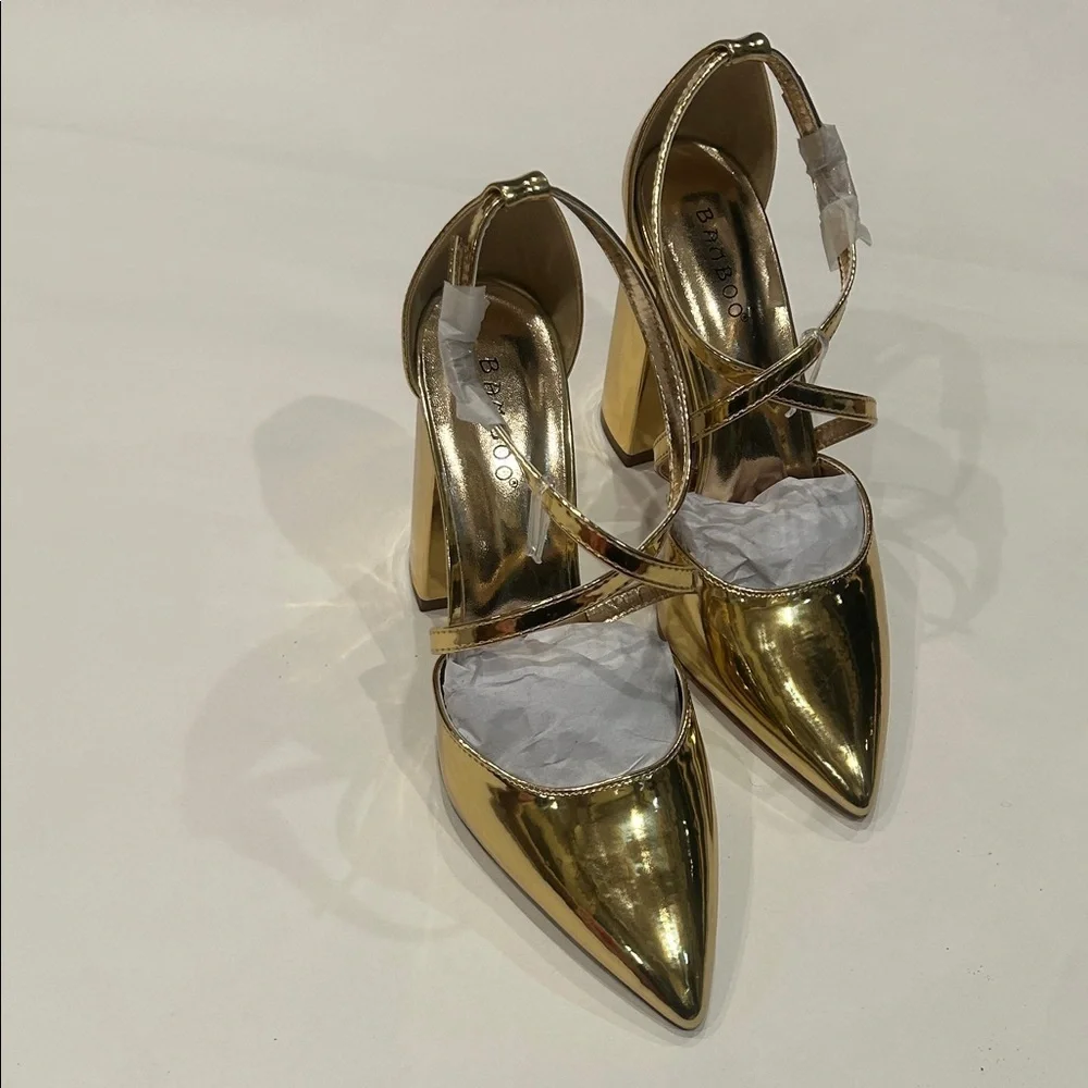 BAMBOO Shiny Metallic Gold disco Pointed toe Women's block Heels 8.5 new in box