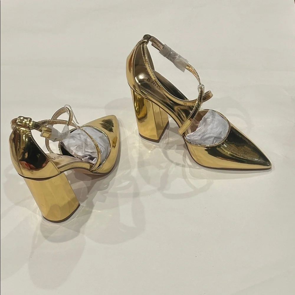 BAMBOO Shiny Metallic Gold disco Pointed toe Women's block Heels 8.5 new in box