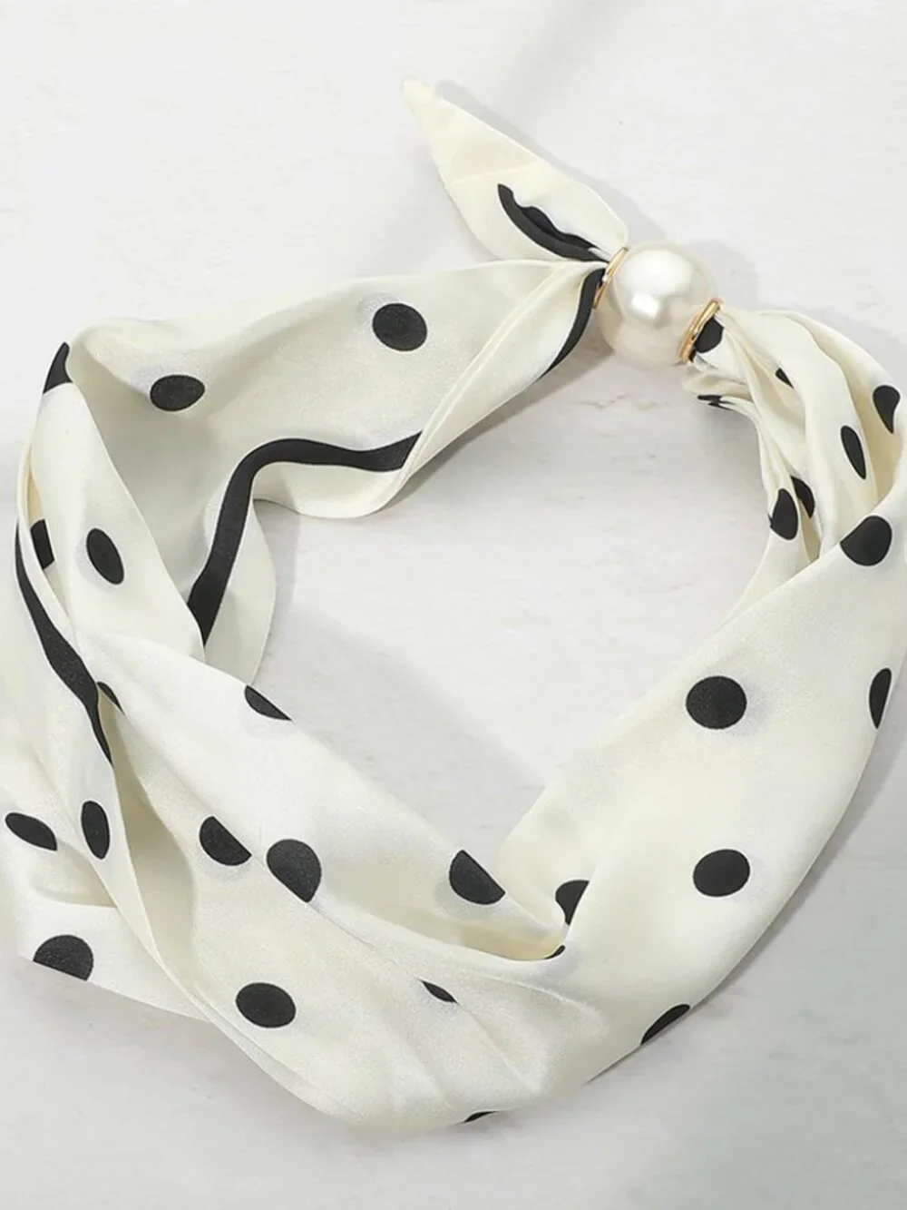 2PCS Polka Dot Scarf Necklace Set Black Ivory Pearl Magnetic Closure