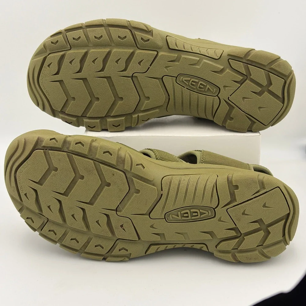 Keen Newport H2 Mens Olive Green Waterproof Hiking Sport Sandals 1018704