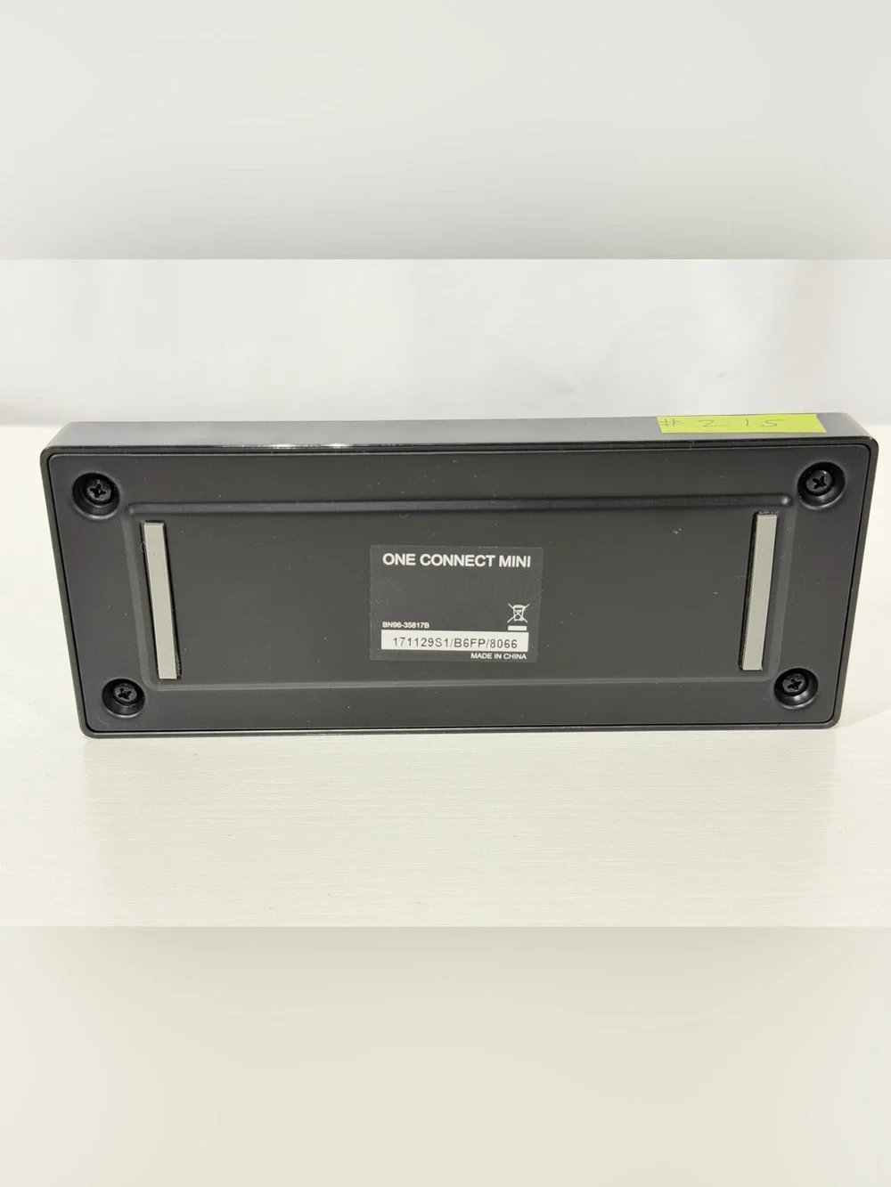 #215 Samsung One Connect Mini Box BN96-35817B NO Cable
