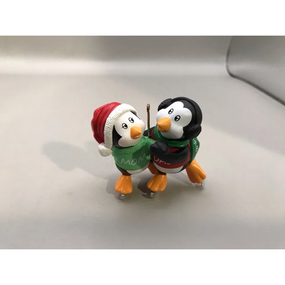 Vintage 1989 Hallmark‎ Mom And Dad Ice Skating Penguins Christmas Ornament