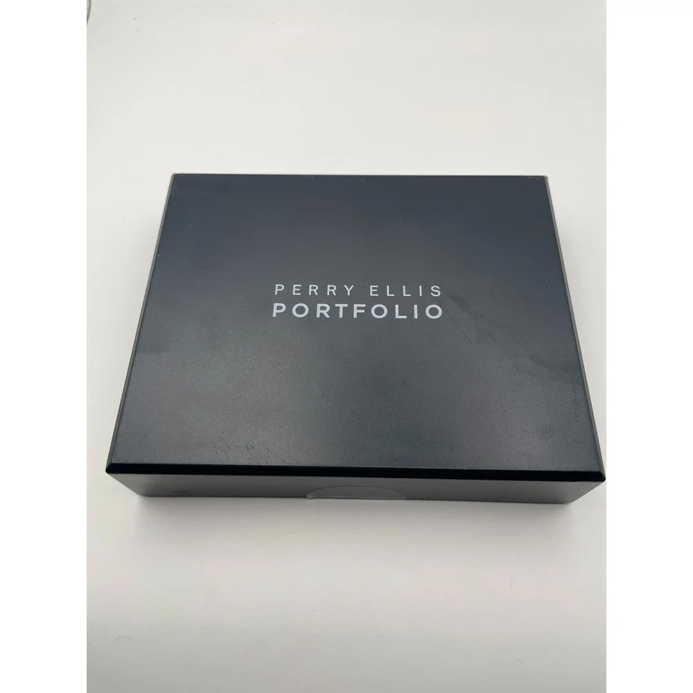 Perry Ellis Portfolio Mens Black Leather Slim Bifold Wallet Tonal Camo Pattern