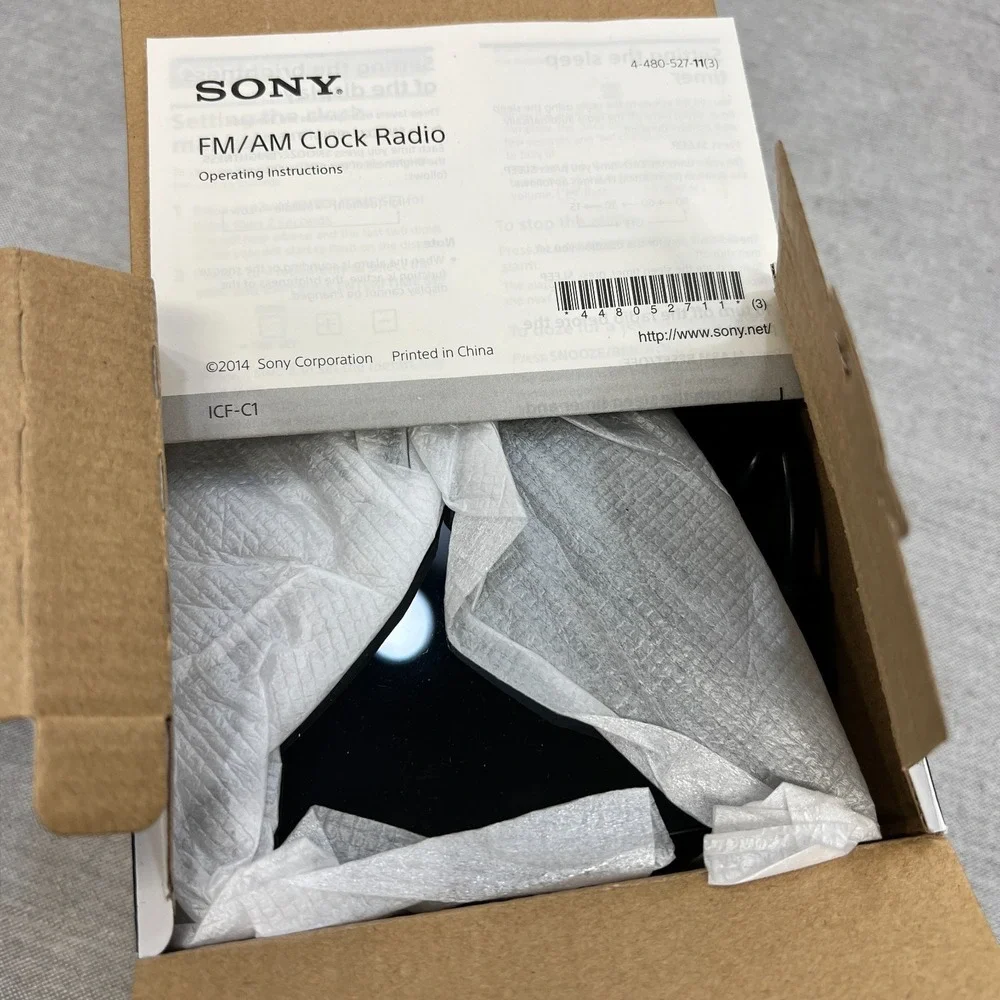 Sony ICF-C1 FM/AM‎ Clock Radio Black Alarm, Battery Backup, Compact NIB