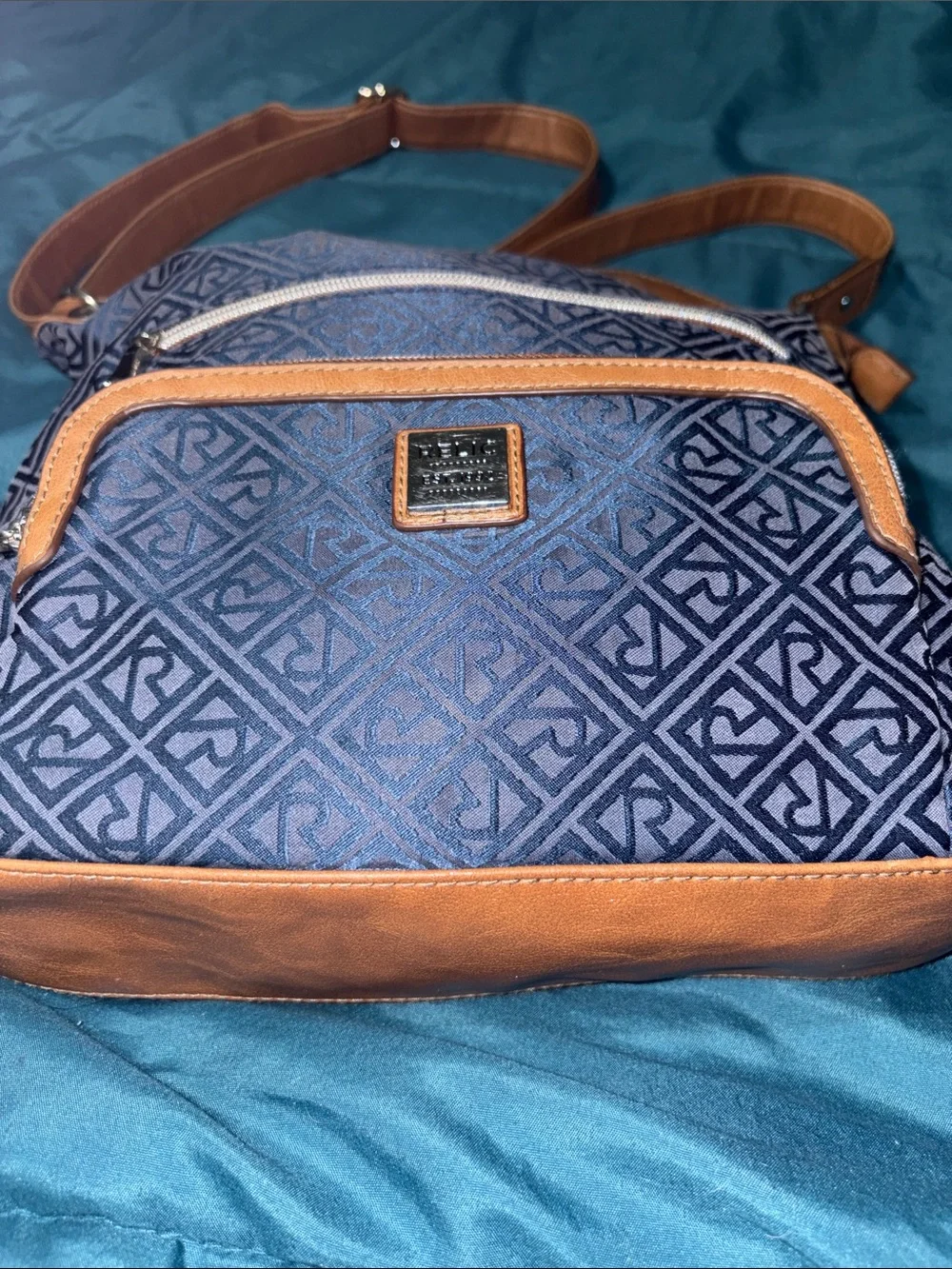 Relic - Denim - Blue Patterned Crossbody Bag w/ Tan Trim