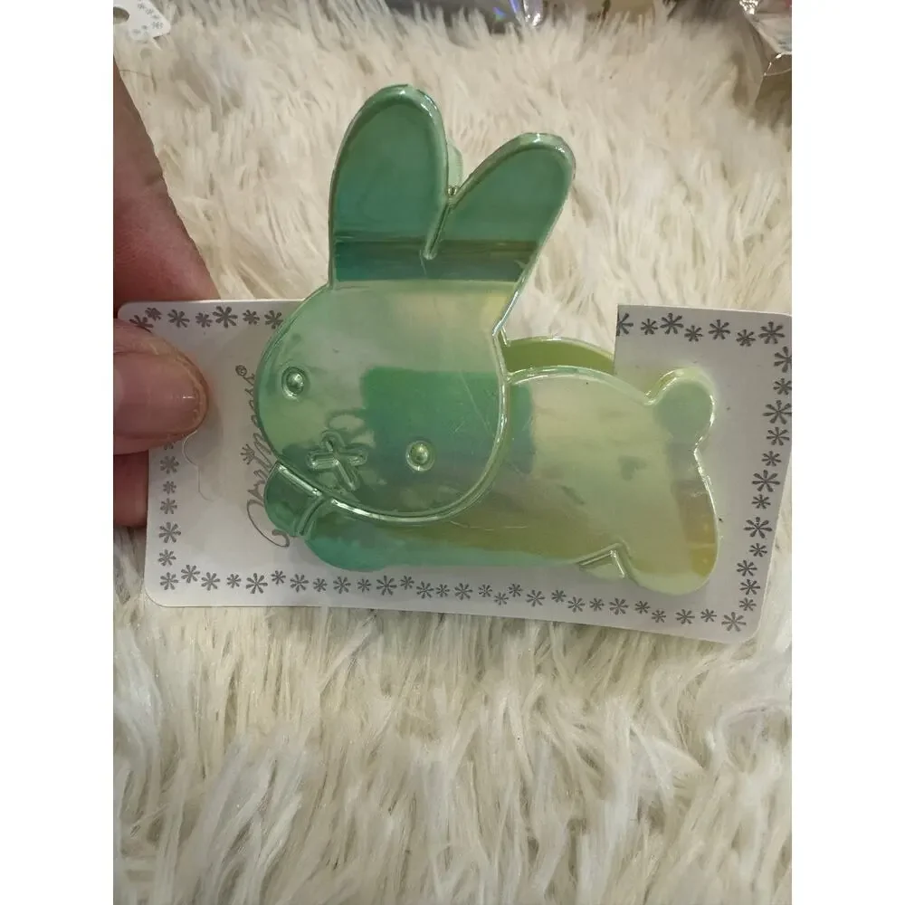 Miffy large iridescent Green bunny hair claw clip gradient effect #kawaii
