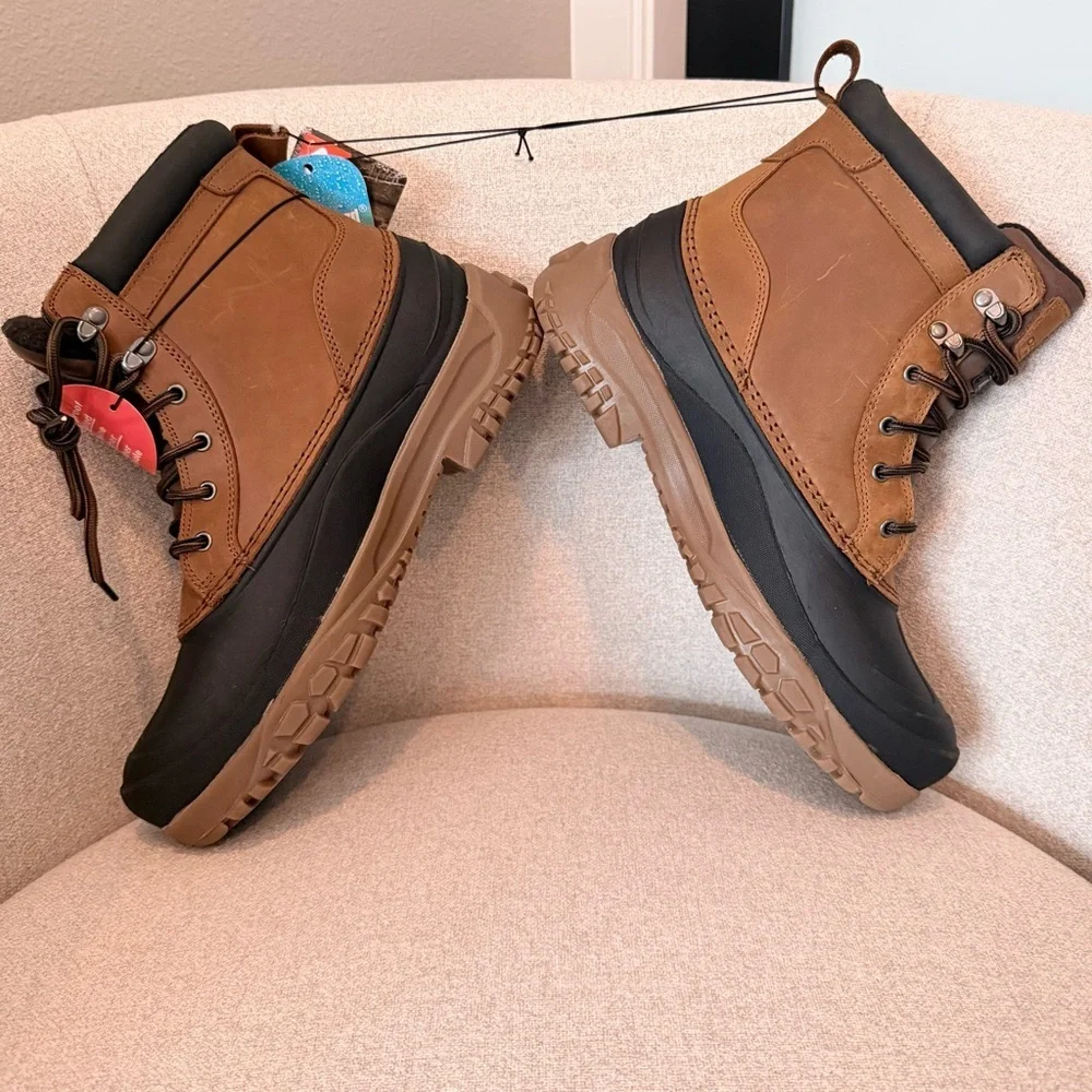 NWT Ozark Trail men’s snow boots size 10