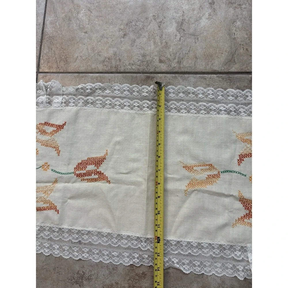 Vintage Hand Embroidered Floral Table Runner Lace Trim 30in Cottagecore Decor