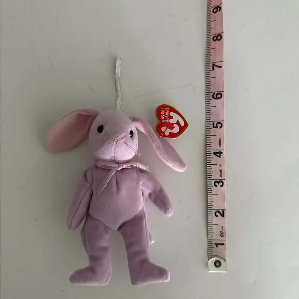 2001 Floppity the Rabbit BASKET Beanie Baby