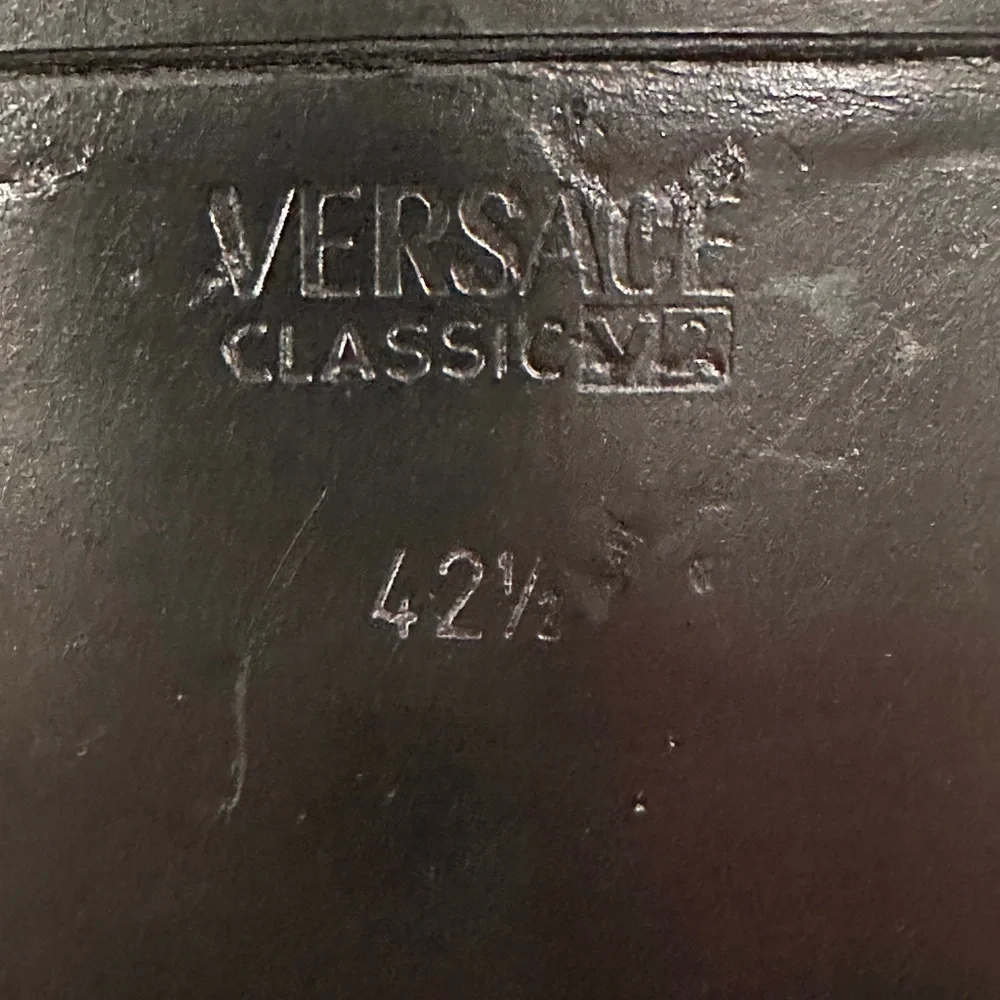 Versace Classic‎ V2  Shoes Men Size 42.5