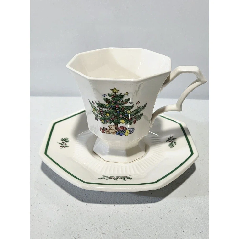 Nikko Christmastime Three-Piece Place Setting in Original Box