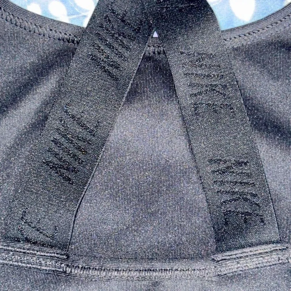 Nike Women's Black and Navy Bra