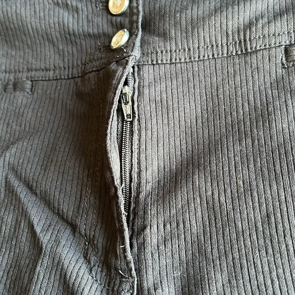 Anne Klein Black Cropped Pants