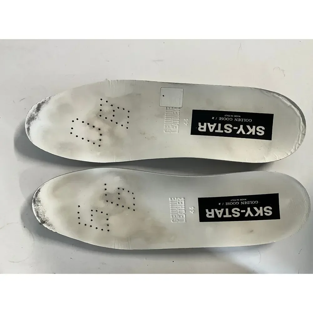 Golden goose Women’s Sky-Star in white nappa leather with chocolate suede star