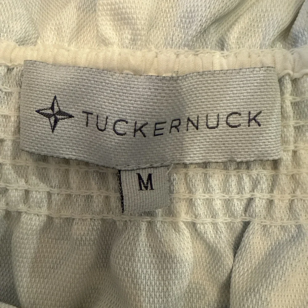 Tuckernuck Marguerite Top Women's Size M white blue floral off shoulder blouse