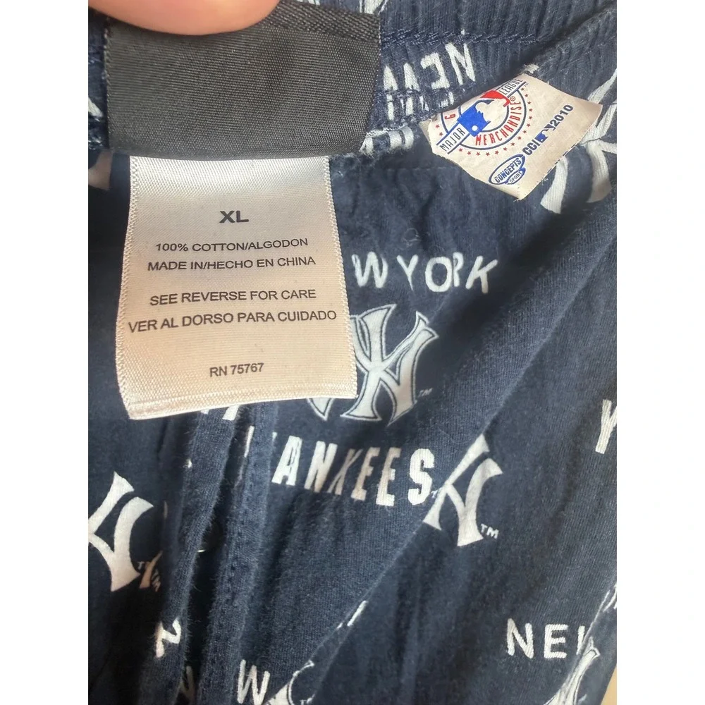 MLB New York Yankees Pajama Pants Navy Blue All Over Print Mens XL Lounge
