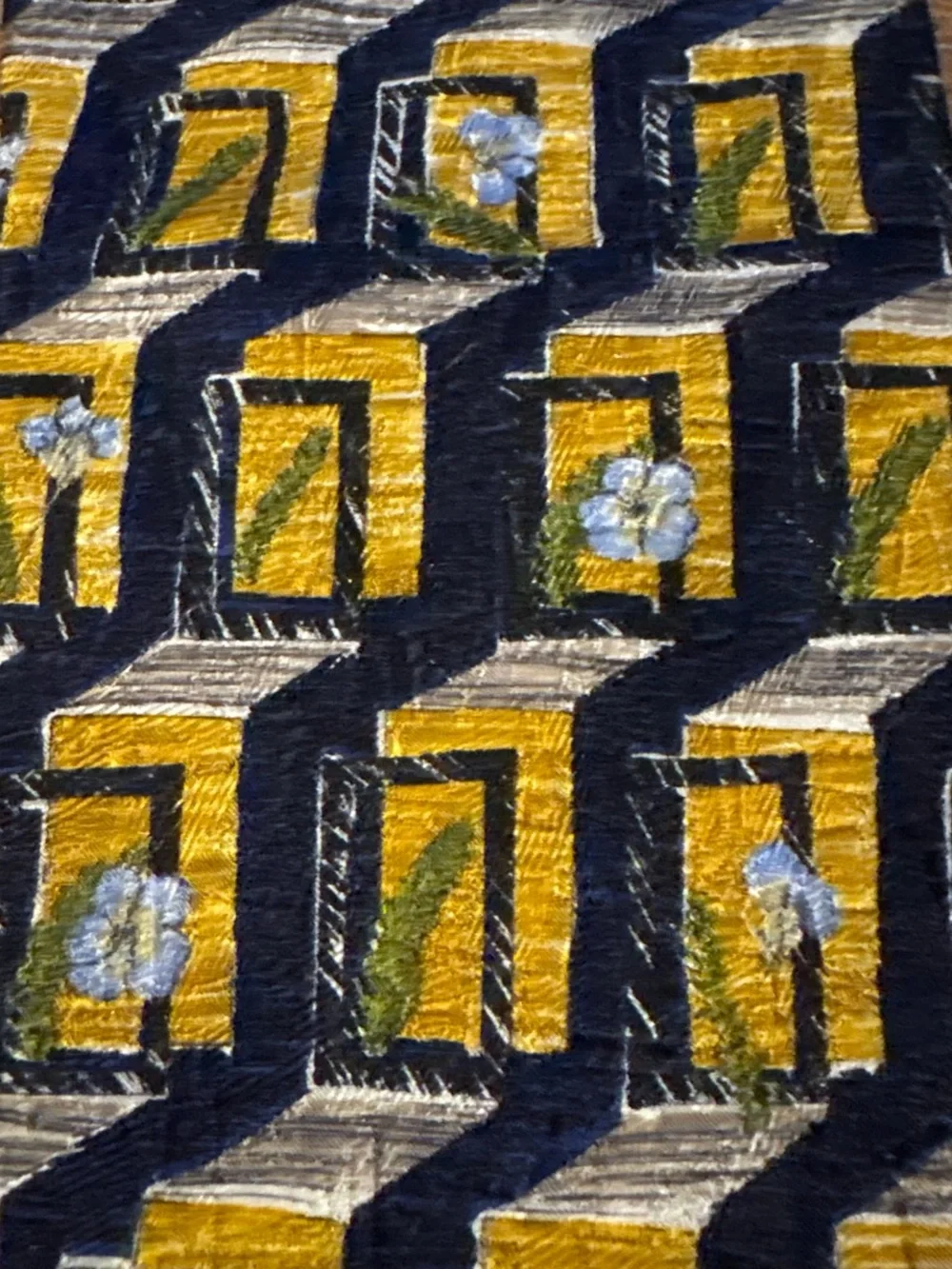 Ermenegildo Zegna Men’s Silk Tie Made In Italy Blue/Gold Geometric Floral Design