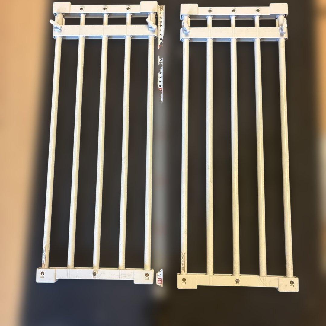 White Tension Rod, Adjustable, Approx. 60cm to 90cm