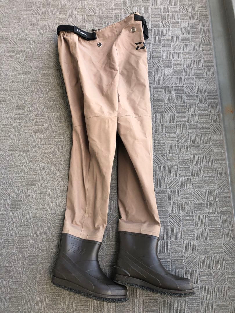 Daiwa Waist High Waders, Beige